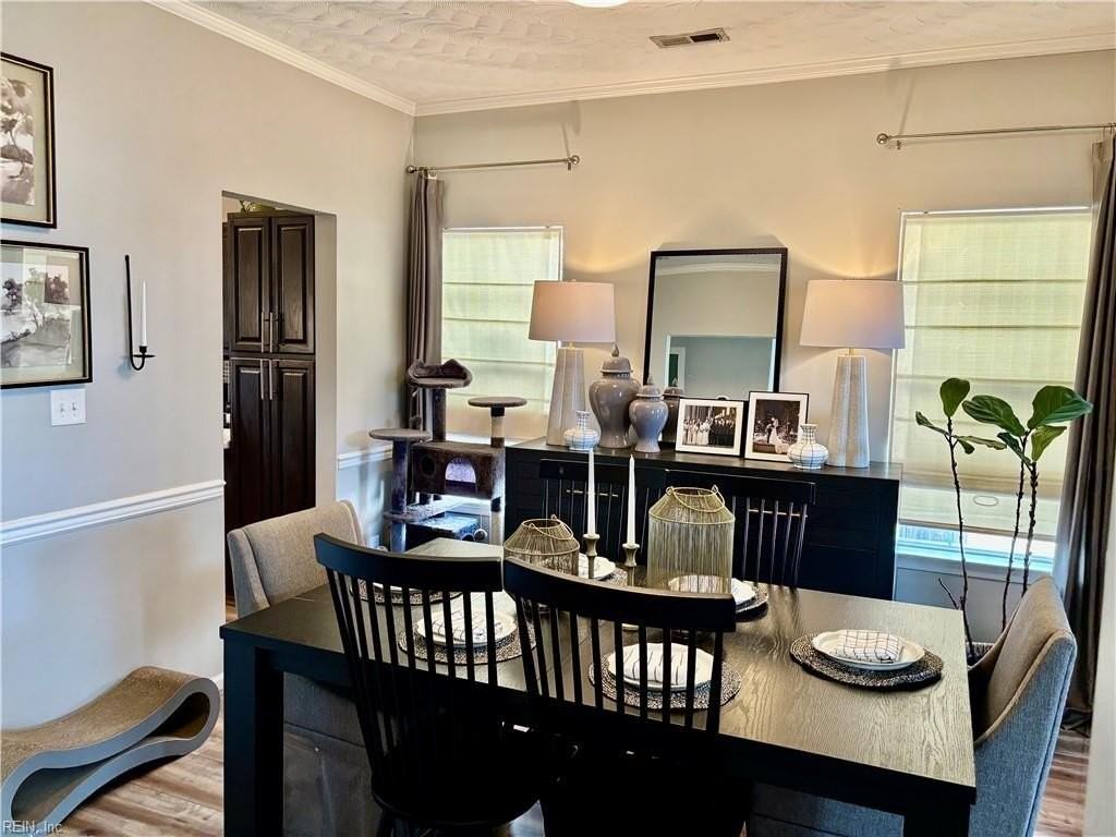 810 Holbrook Dr - Photo 6 of 31