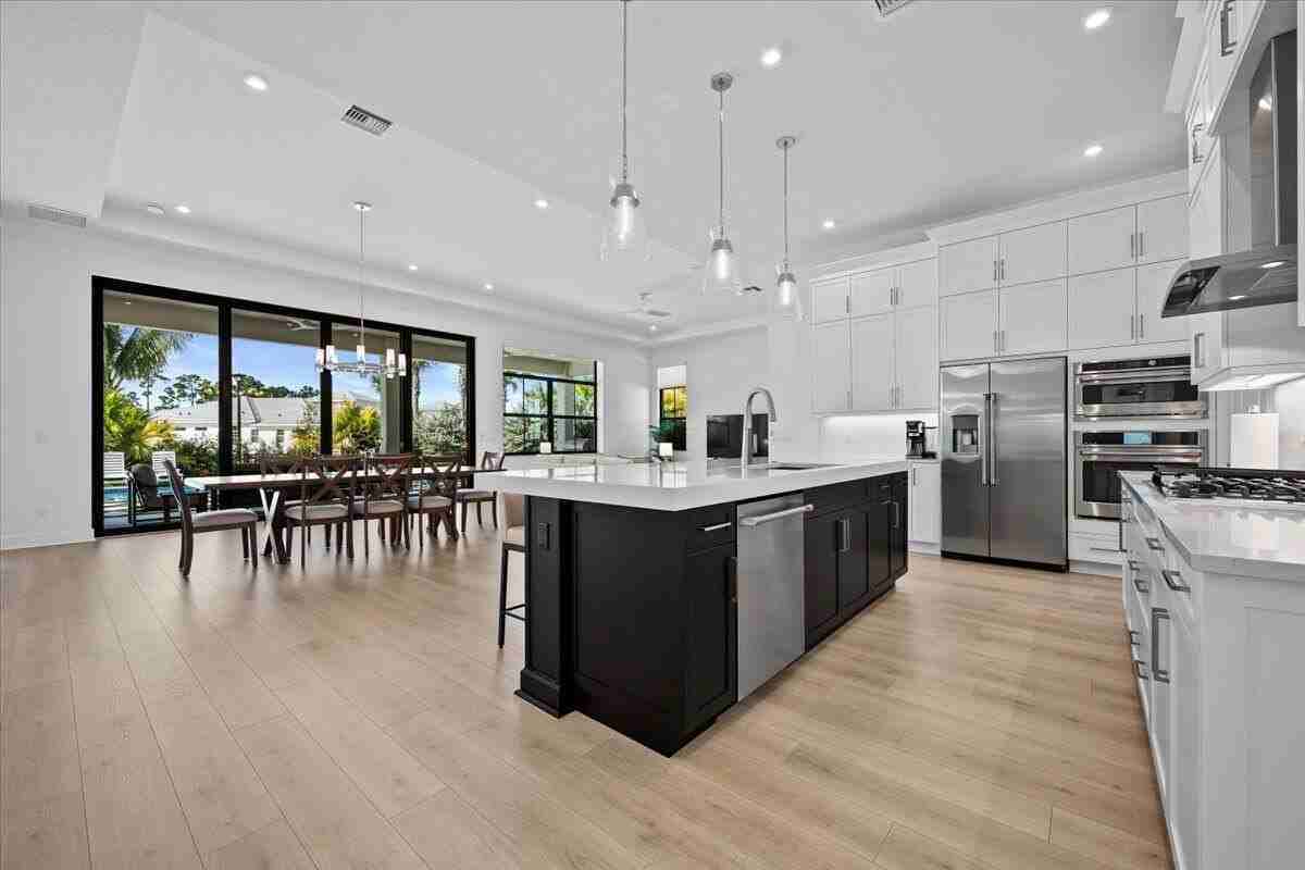 13621 Le Christine Dr - Photo 7 of 50