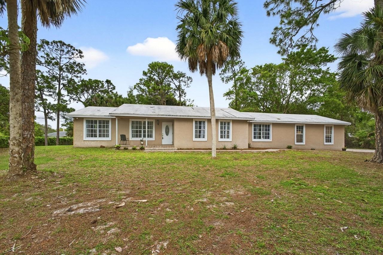 16932 Okeechobee Blvd - Photo 3 of 50