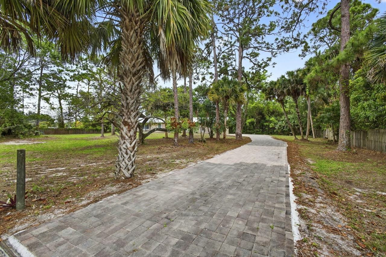 16932 Okeechobee Blvd - Photo 7 of 50