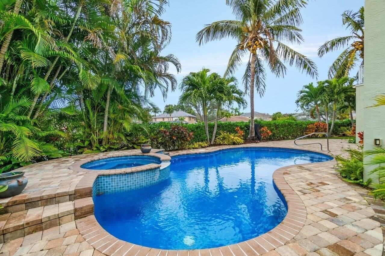 257 Spoonbill Ln N - Photo 6 of 49