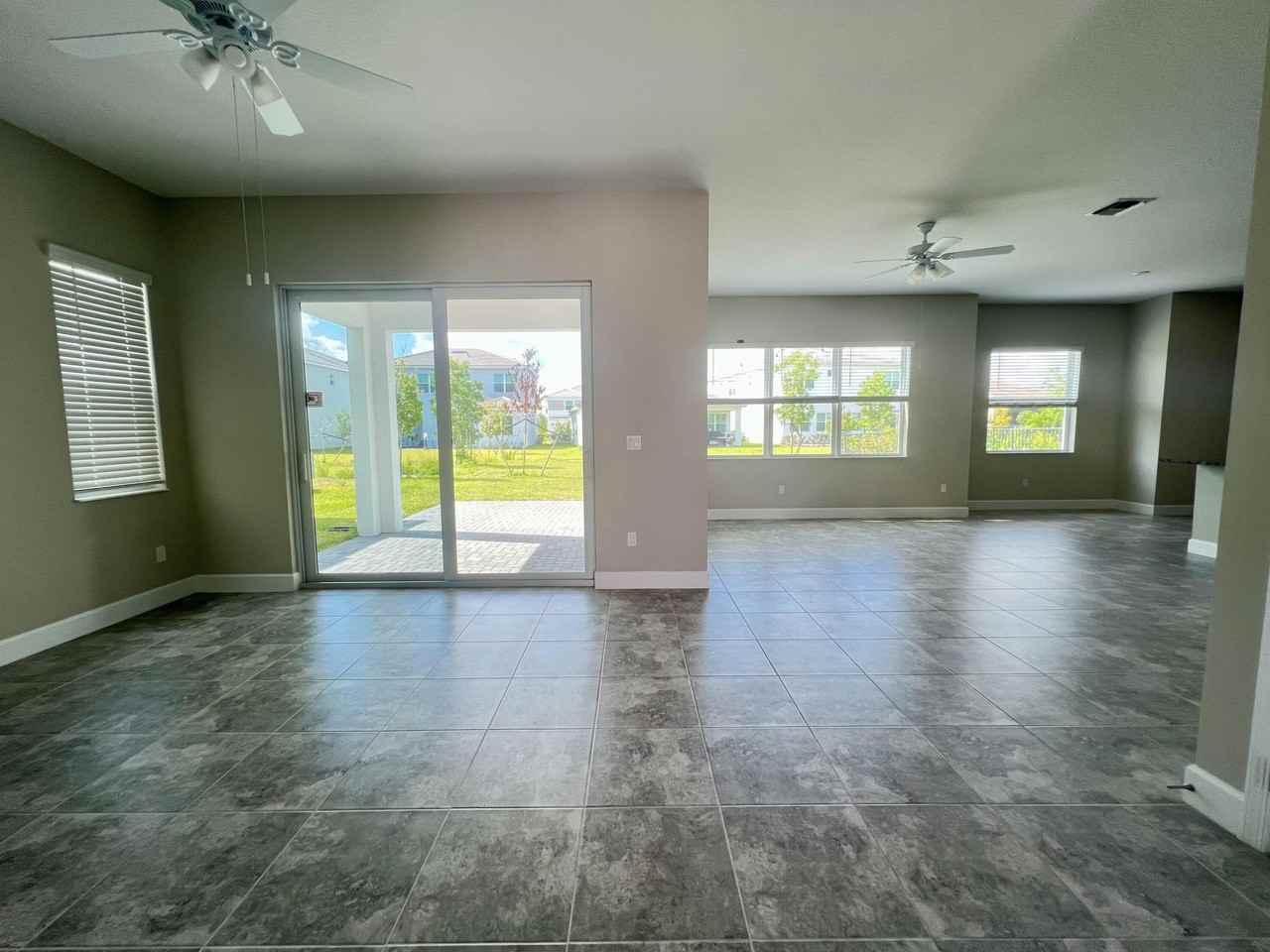 14998 Goldspar Ct - Photo 6 of 19