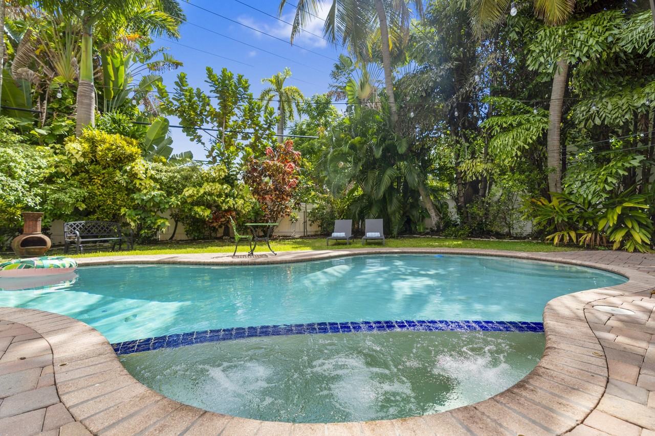 614 Se 5th Ct - Photo 5 of 46