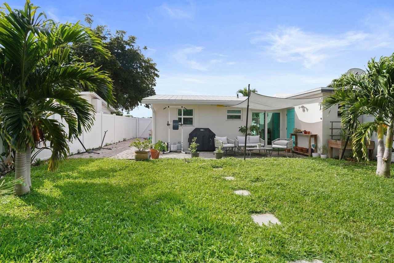 9 Robalo Ct - Photo 2 of 23