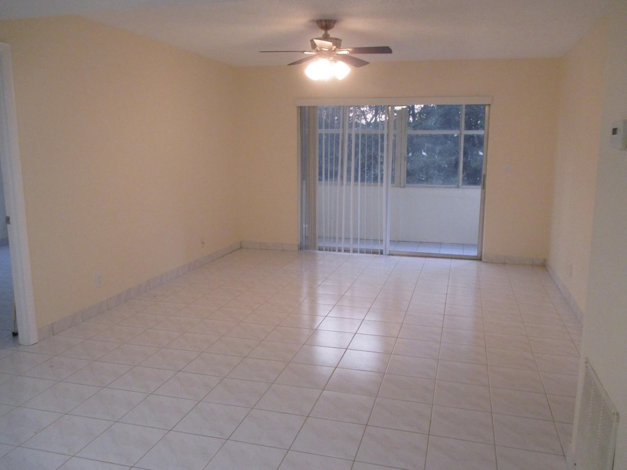 200 Lake Carol Dr - Photo 6 of 39