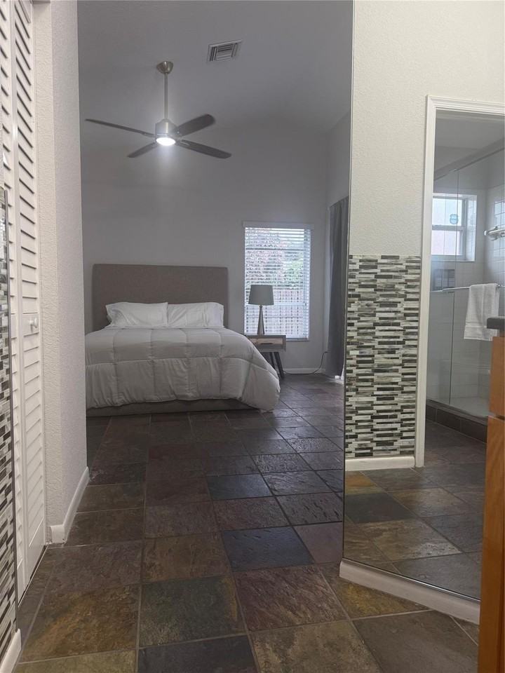 607 Sw 15th St - Photo 5 of 23