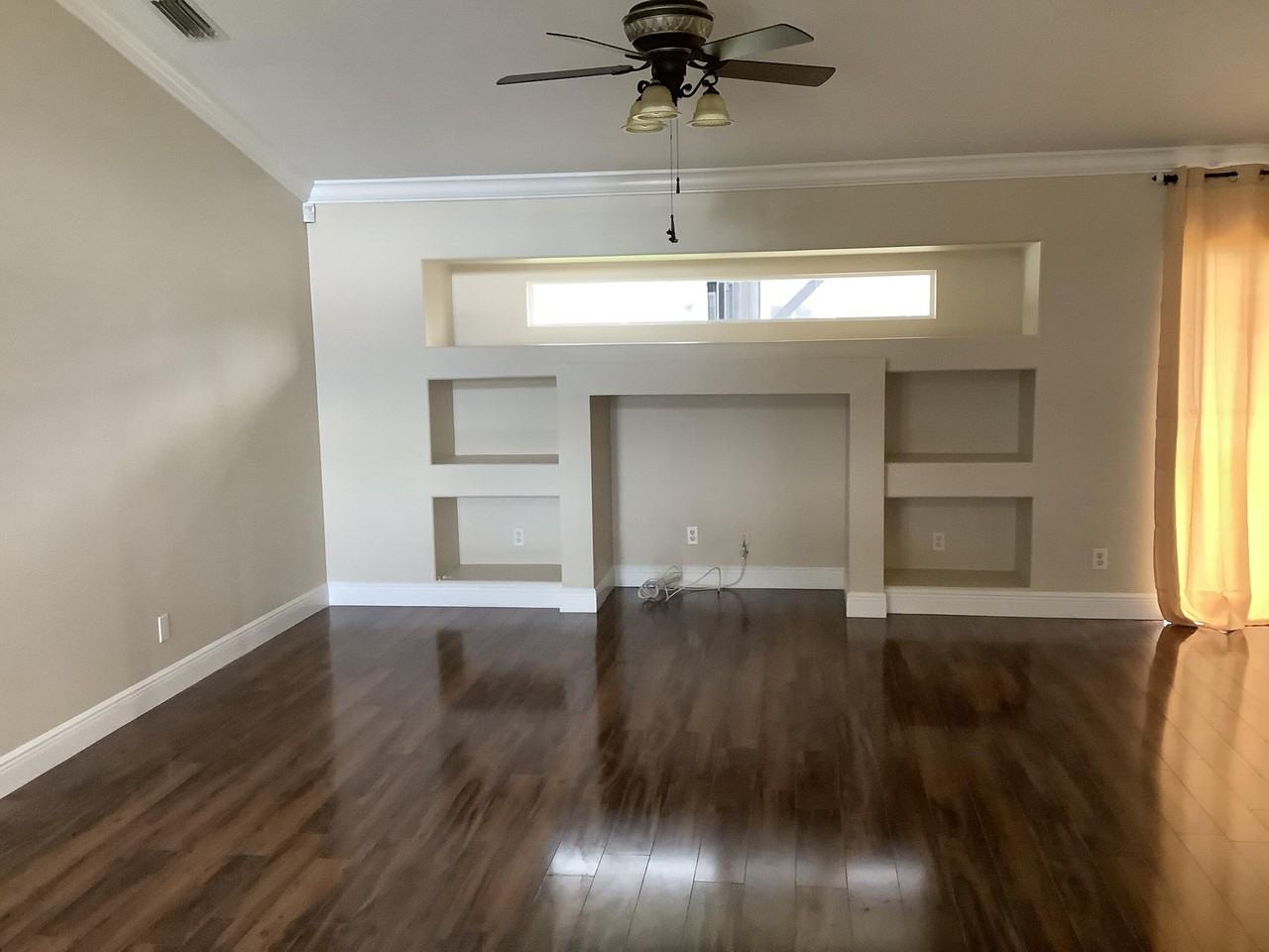 5828 Nw Dana Cir - Photo 2 of 12