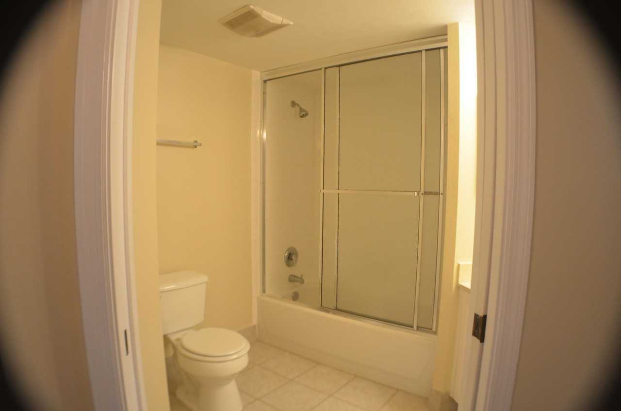 900 Crestwood Ct S Apt 908 - Photo 7 of 21