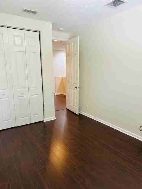 4390 Berkshire Wharf Dr - Photo 6 of 36