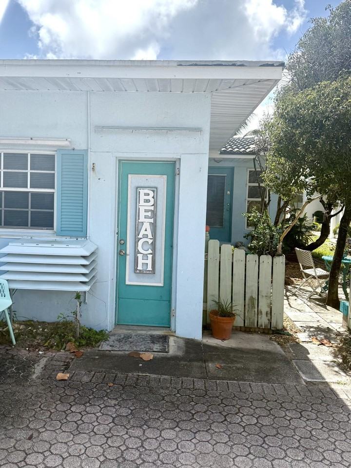 314 Desoto St - Photo 4 of 13