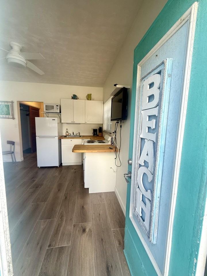 314 Desoto St - Photo 5 of 13