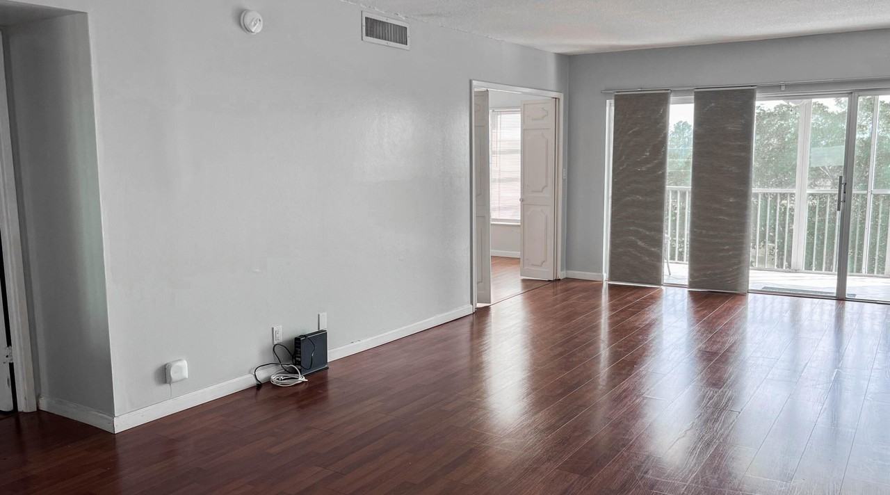 3050 N Palm Aire Dr #602 - Photo 6 of 22