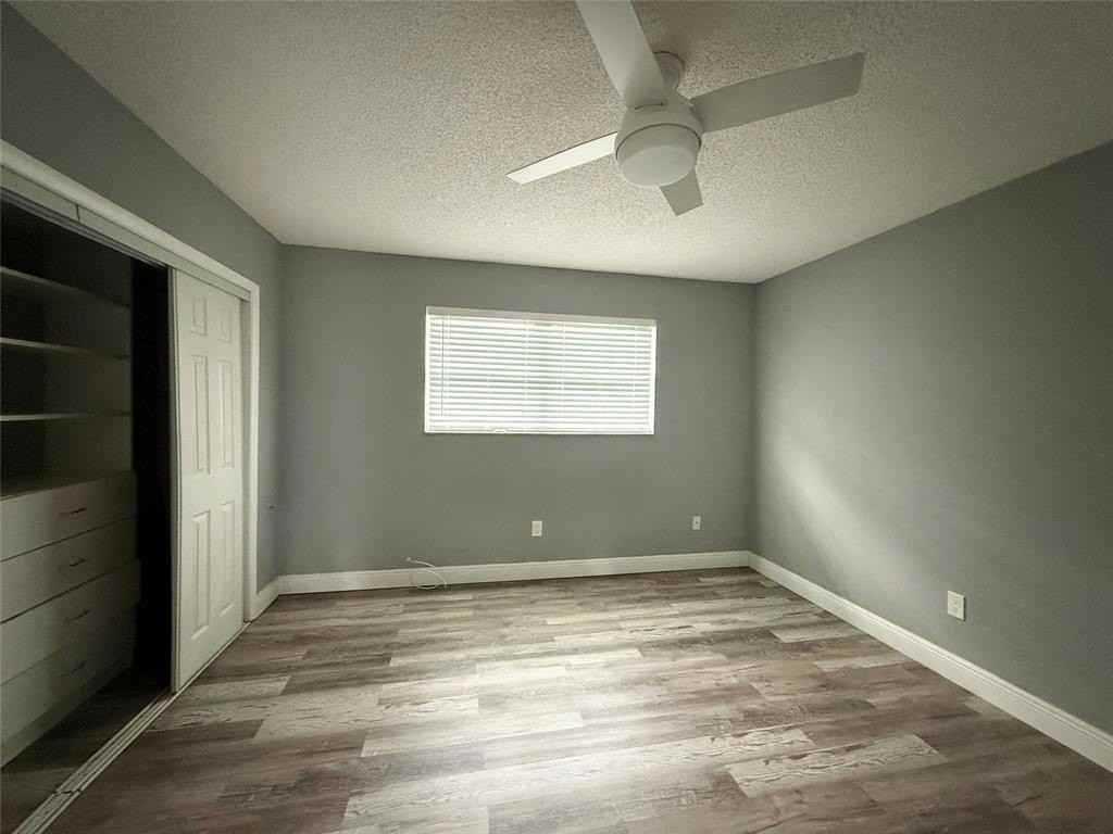 800 Se 18th St Apt 2 - Photo 4 of 5