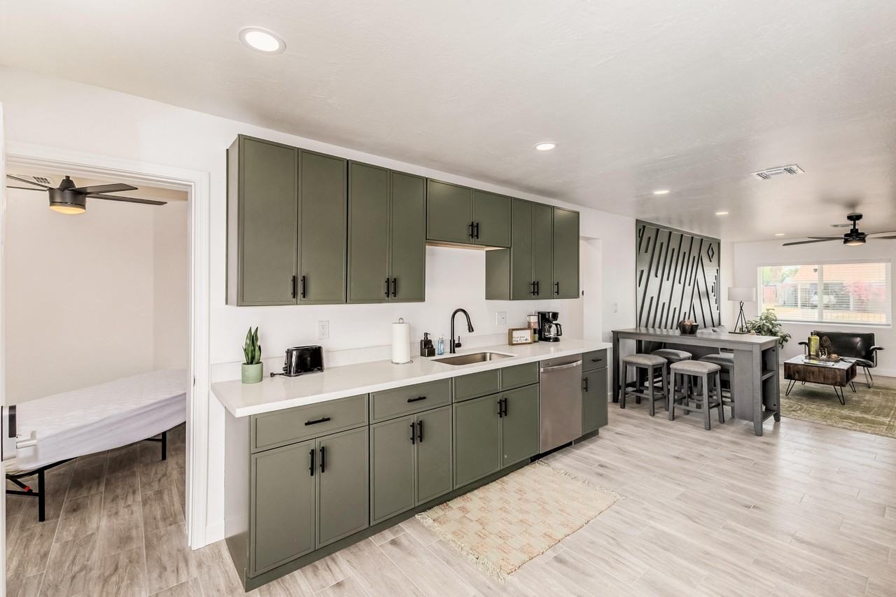 S Toltec - Photo 4 of 24