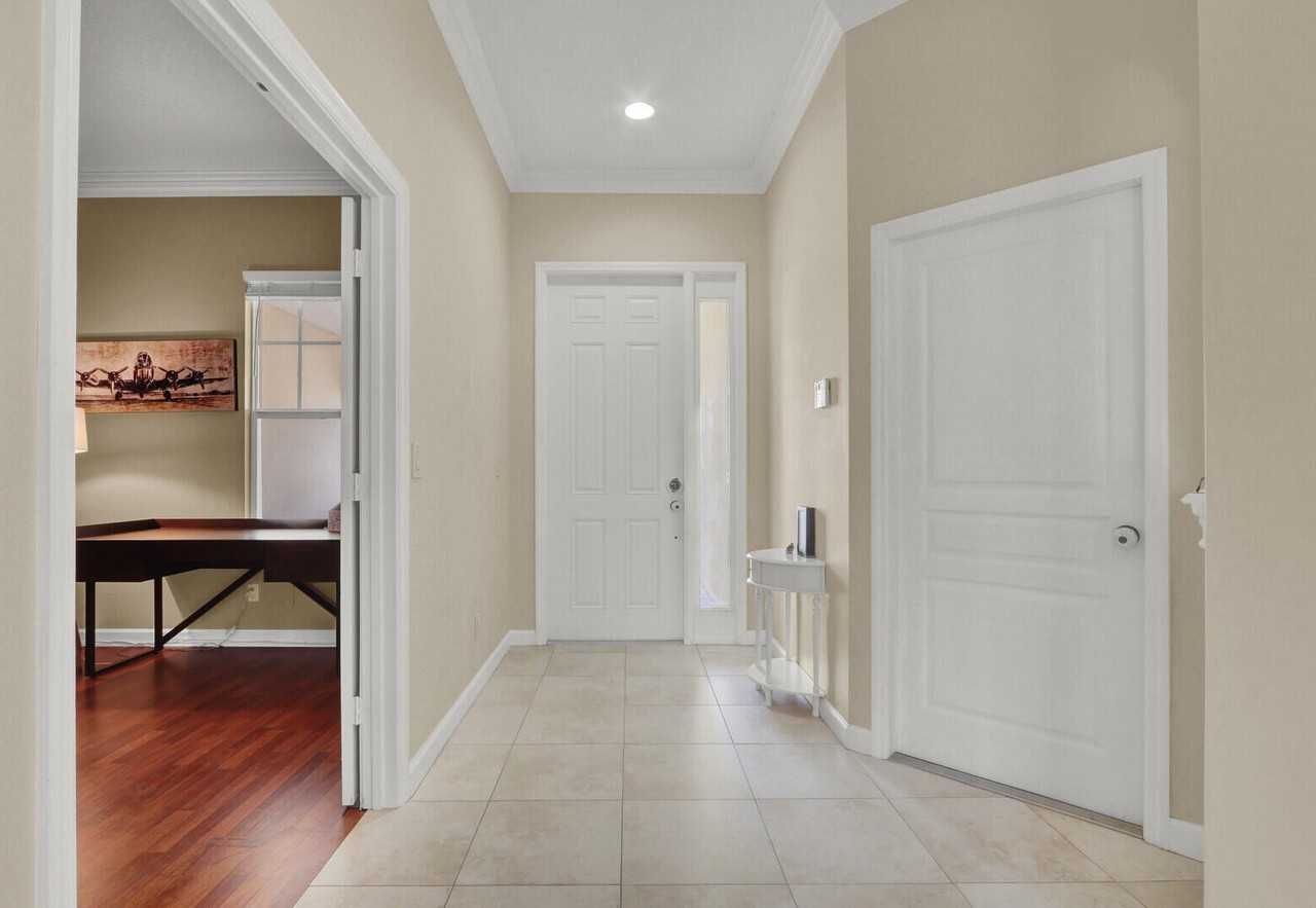 10755 Sw Waterway Ln - Photo 6 of 49