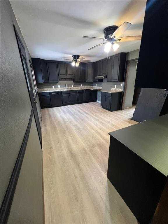 Geneva Ave N - Photo 3 of 7