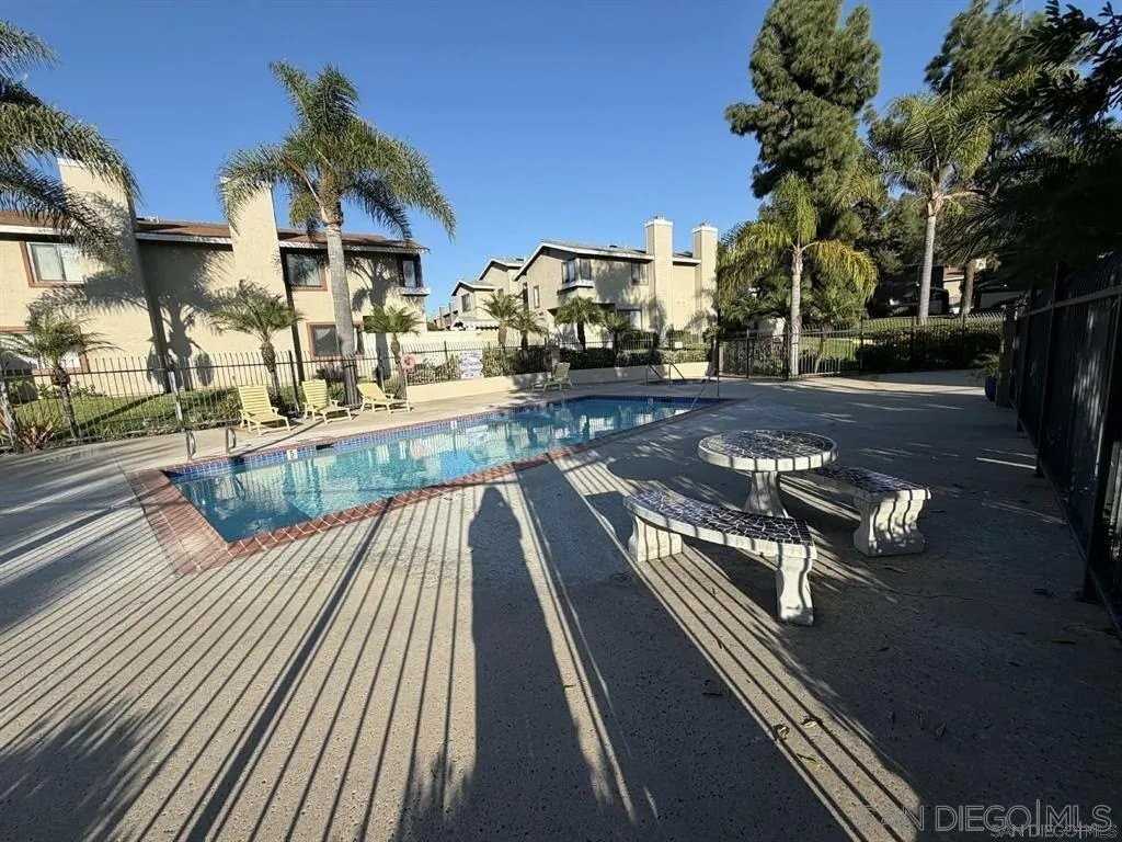 1512 Concord Way - Photo 7 of 50