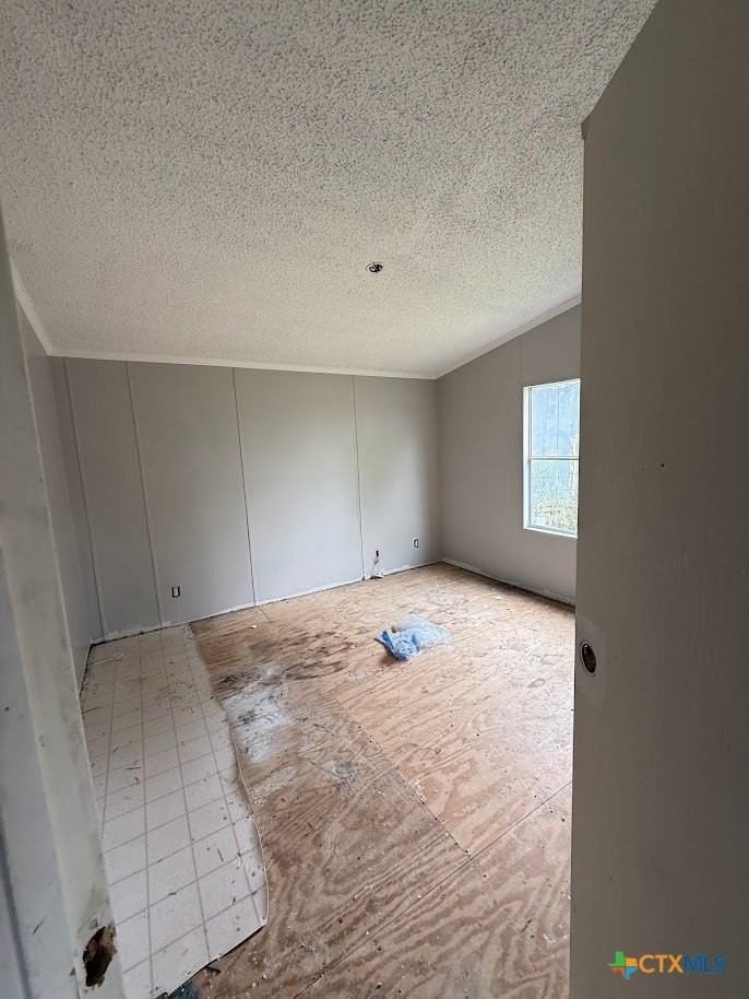 230 Saddle Dr - Photo 6 of 9