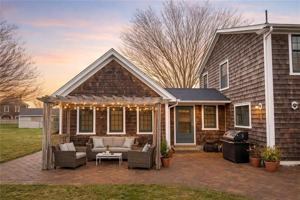 featured image of 2678 E Main Rd