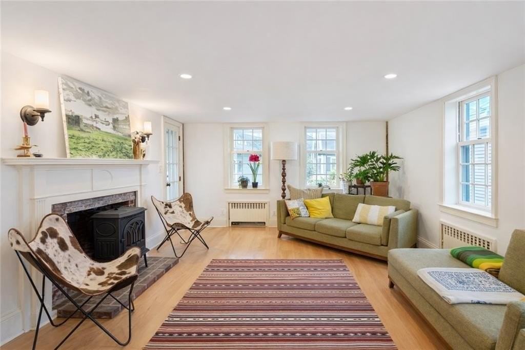 2678 E Main Rd - Photo 3 of 22