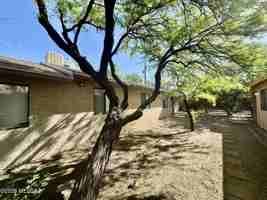 featured image of 1370 N Sycamore Blvd