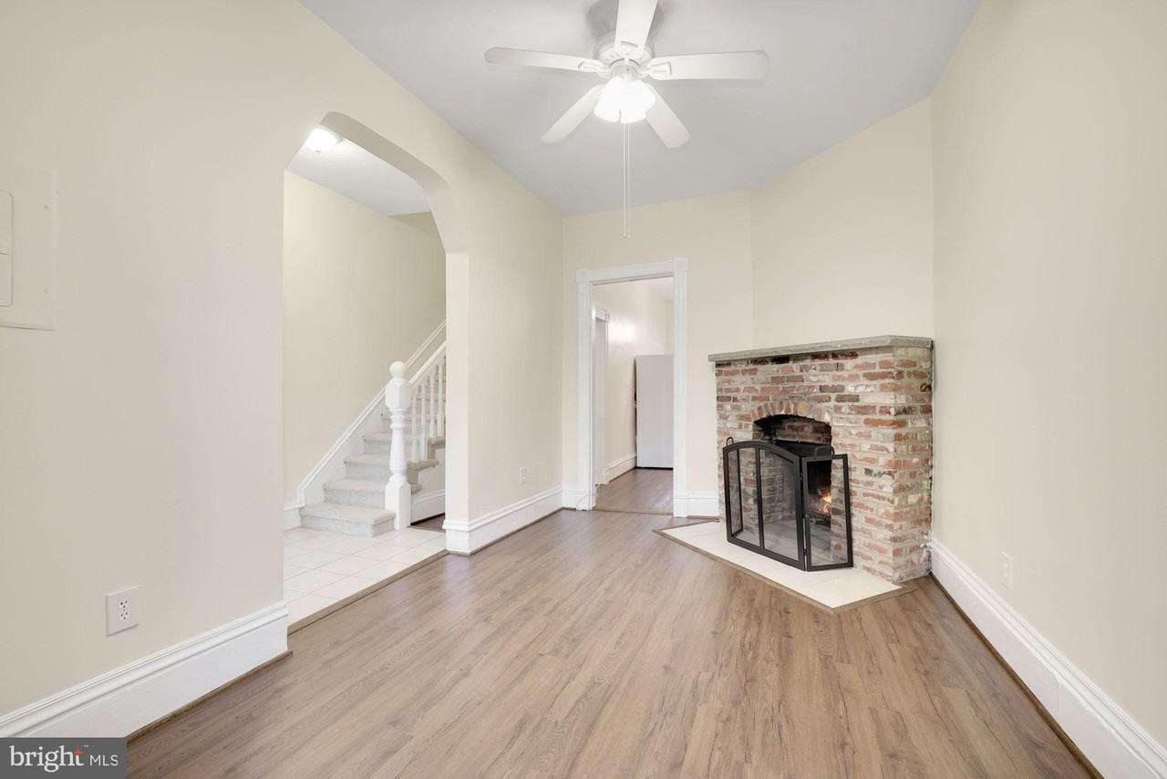 616 11th St Ne - Photo 3 of 22