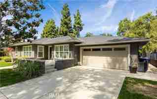 featured image of 933 W Riviera Dr