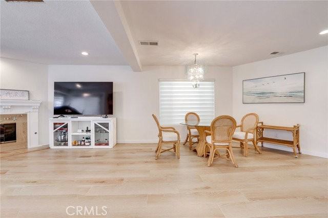 118 18th St - Photo 3 of 8