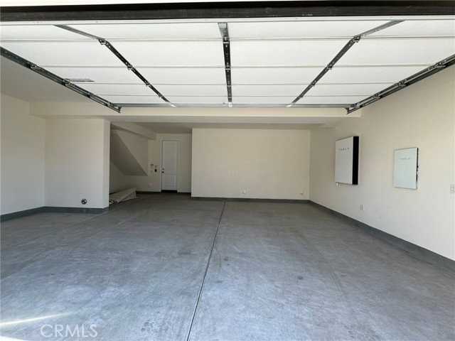 114 Seep - Photo 2 of 8