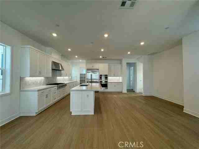 114 Seep - Photo 6 of 8