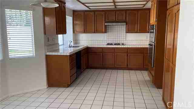 19 Lorenzo - Photo 6 of 8