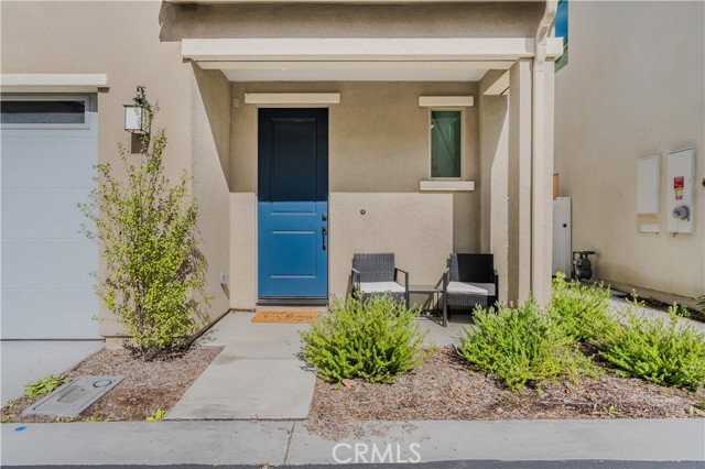 3552 Ivy Way - Photo 4 of 8