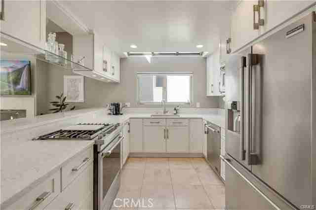 505 Poinsettia Ave #5 - Photo 7 of 8