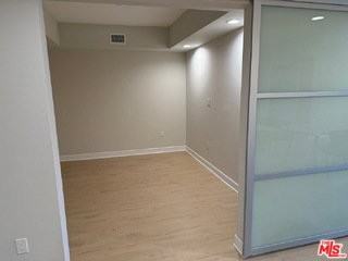 5015 Balboa Blvd #201 - Photo 6 of 8