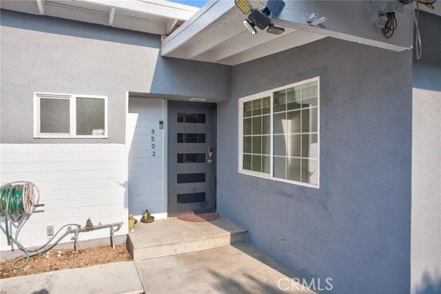 9502 Laurel Canyon Blvd - Photo 2 of 8