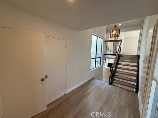 34 Caprock Ct - Photo 2 of 8