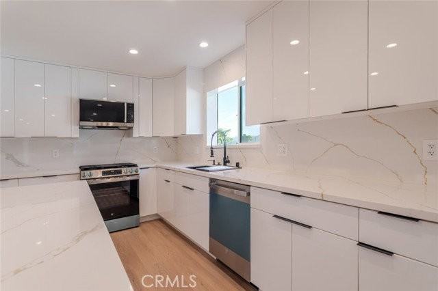 10425 Pinyon Ave - Photo 7 of 8