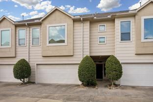 3804 Centerplaza Dr - Photo 1 of 1