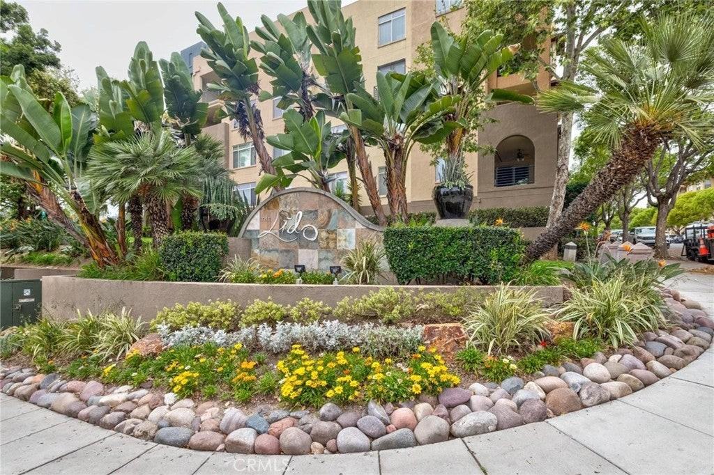 8355 Station Village Ln