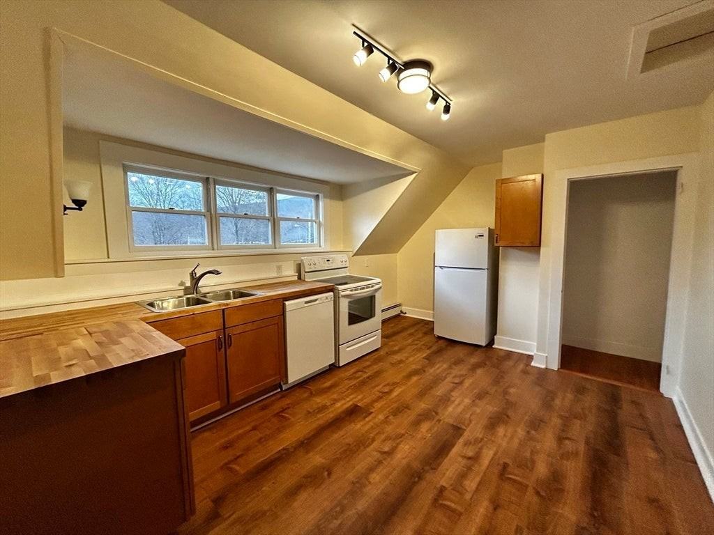 46 Elm #2 - Photo 3 of 15