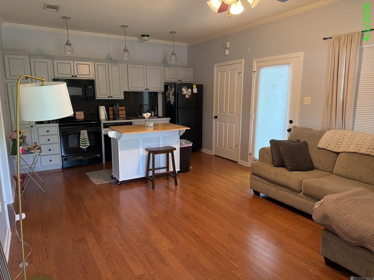 612 S Kenilworth Pkwy - Photo 2 of 5