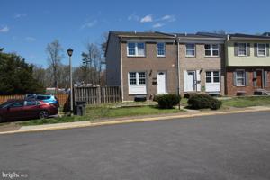 featured image of 2915 Pheasant Ln