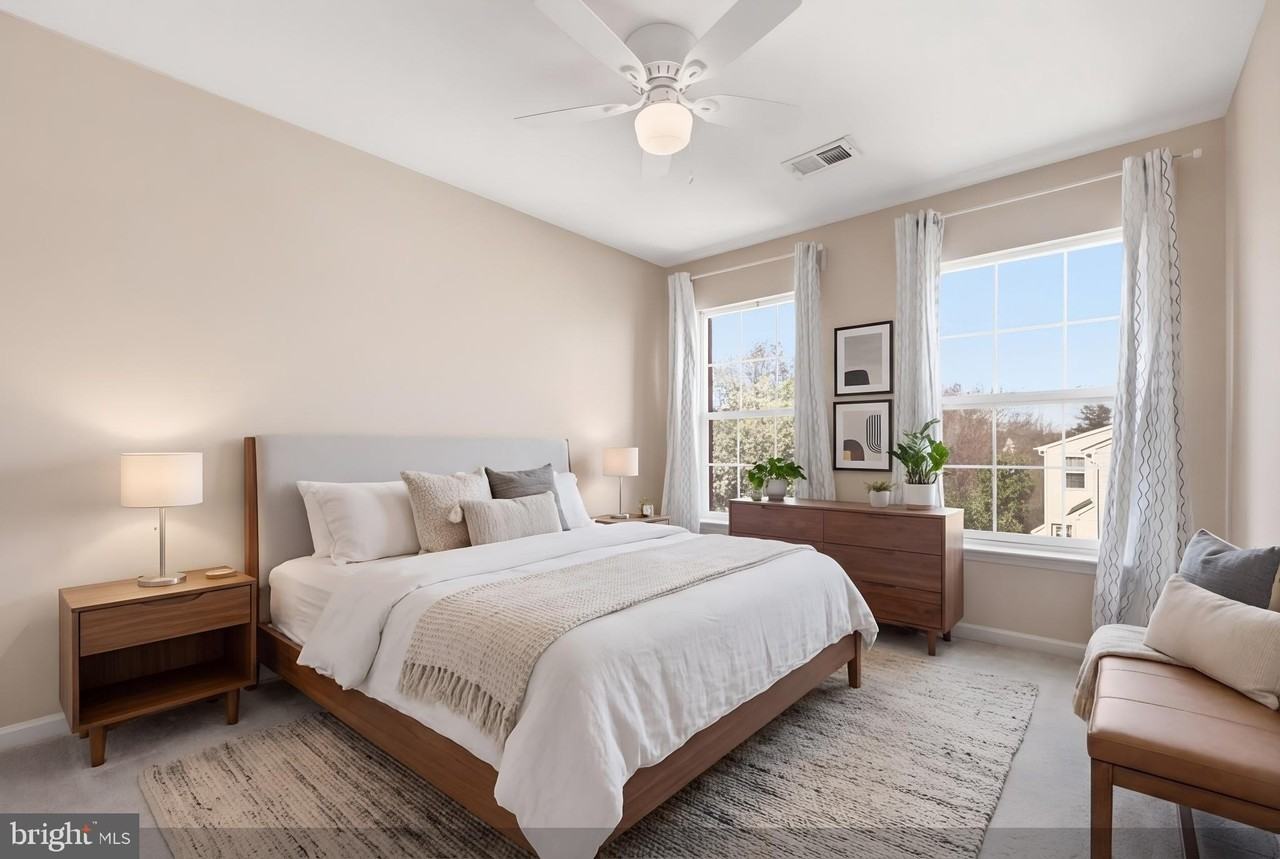 14257 Hunters Run Way - Photo 6 of 48