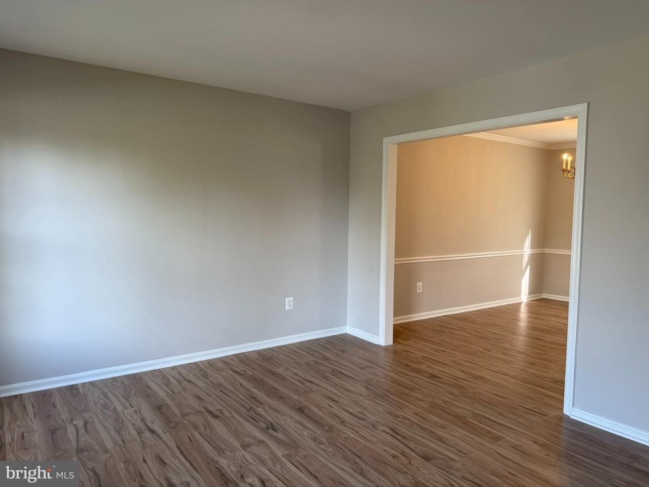 8659 Bannerwood Dr - Photo 6 of 33