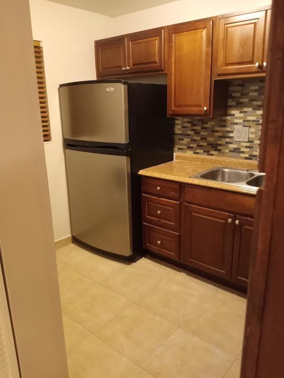 512 Gardens Dr - Photo 3 of 39