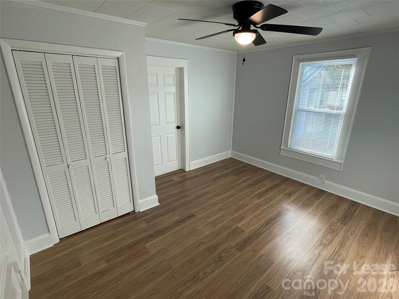 335 Aycock St Ne - Photo 6 of 13
