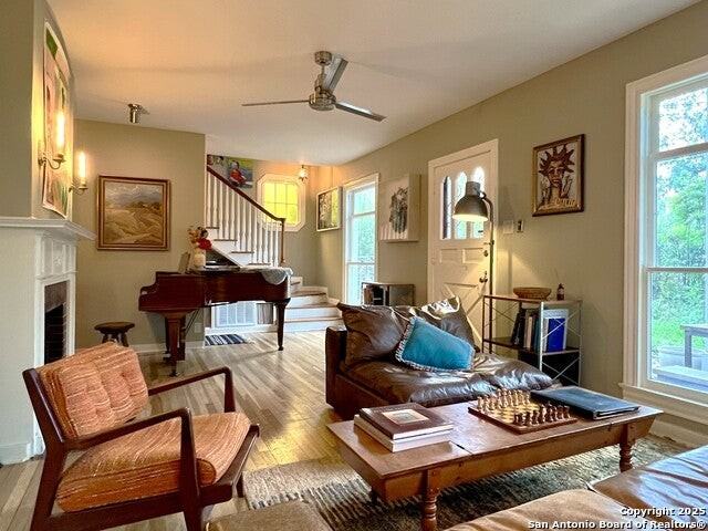 401 Shook Ave - Photo 4 of 39
