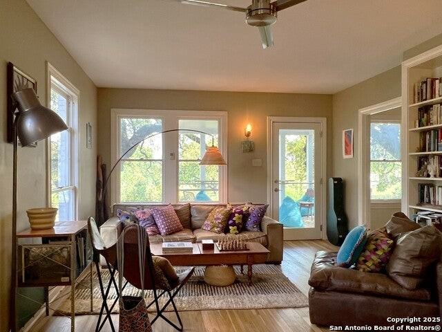 401 Shook Ave - Photo 5 of 39