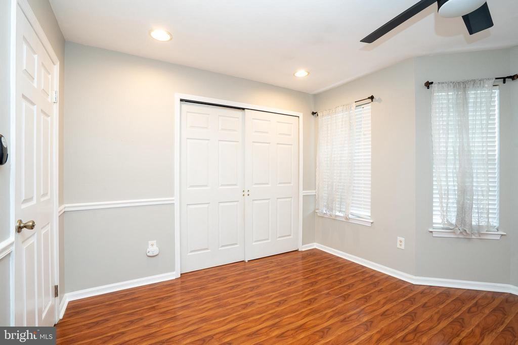 1503 Blossom Cir - Photo 4 of 21