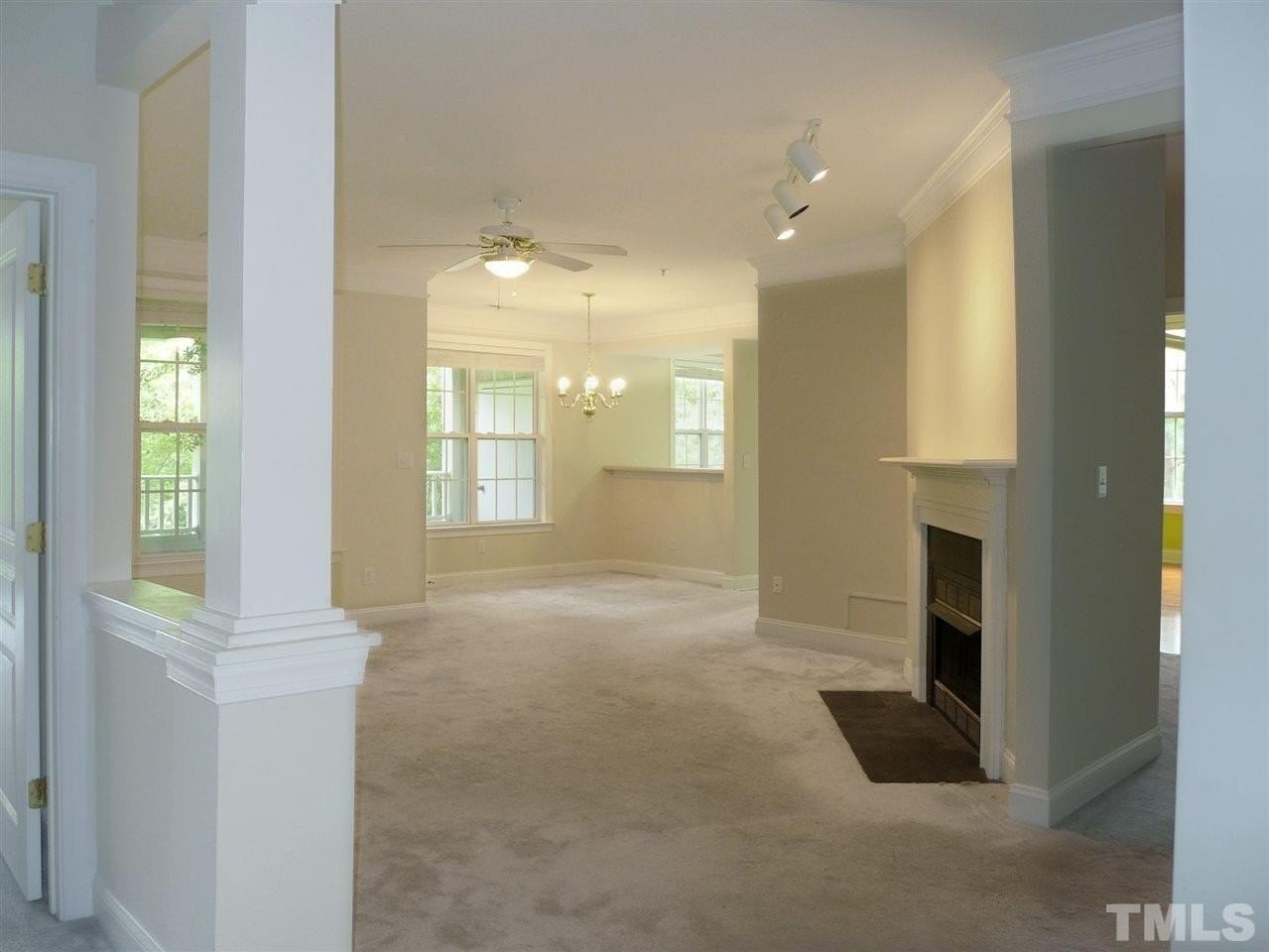 124 Providence Glen Dr - Photo 2 of 19